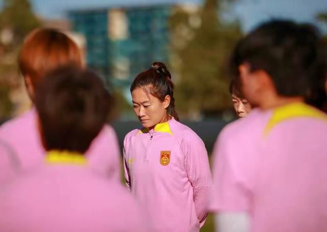 操女人逼逼视频